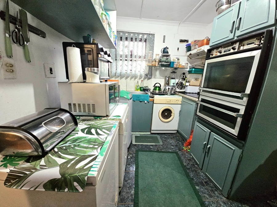 2 Bedroom Property for Sale in Rocklands Western Cape